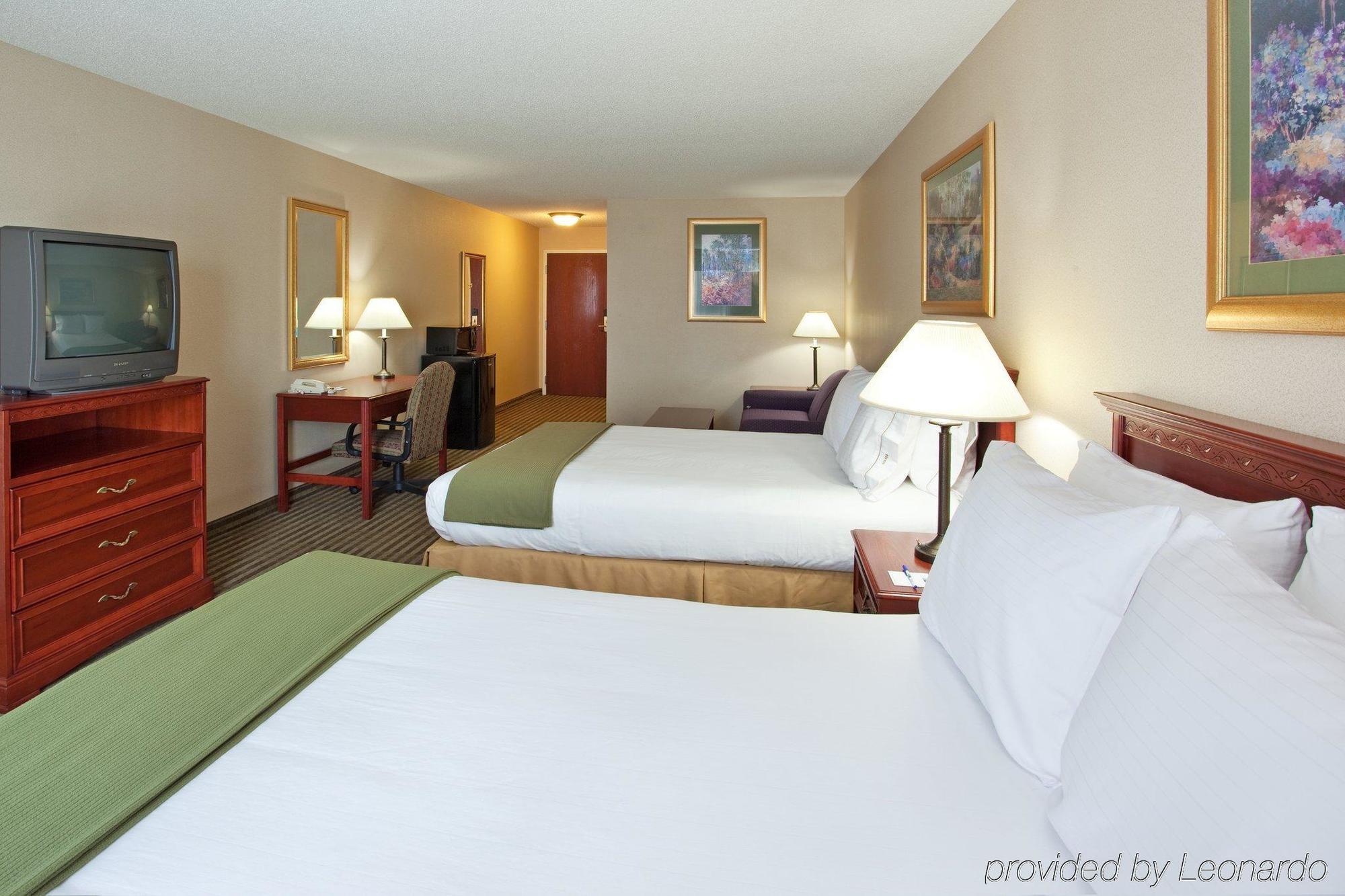 Holiday Inn Express Hotel & Suites Circleville By Ihg Eksteriør bilde